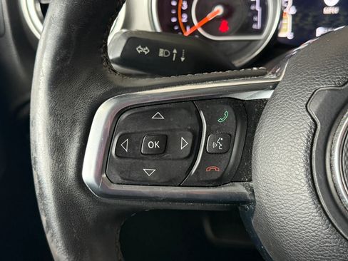Used 2018 Jeep Wrangler Unlimited Sahara w/ Cold Weather Group AWD/4WD image 12