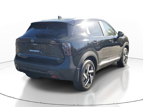 New 2026 Nissan Kicks SV FWD image 7