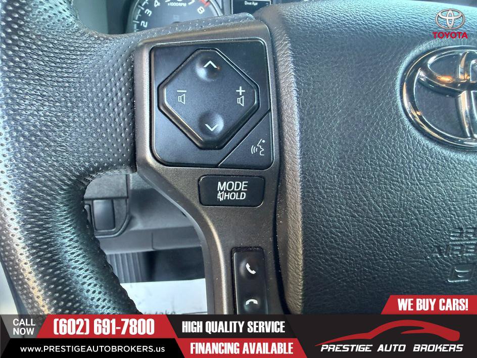 Used 2021 Toyota Tacoma TRD Off-Road w/ Technology Package AWD/4WD image 28