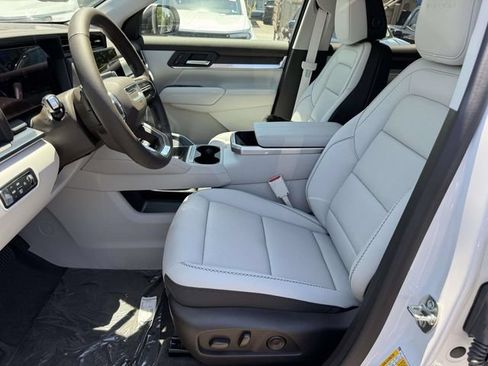New 2026 GMC Terrain Denali AWD/4WD image 9