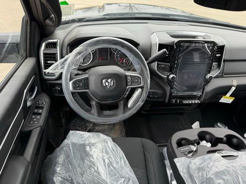 Used 2025 RAM 2500 Big Horn image 12