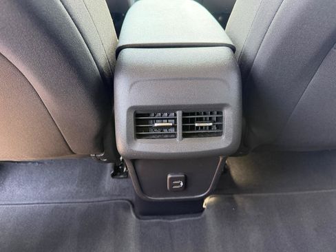 Used 2023 Chevrolet Equinox LS w/ LS Convenience Package FWD image 23