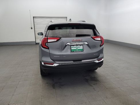 Used 2024 GMC Terrain SLT image 6