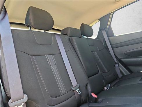 Used 2025 Hyundai Tucson SEL FWD image 18