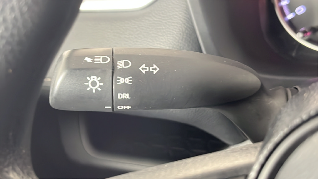 Used 2022 Toyota RAV4 LE AWD/4WD image 23