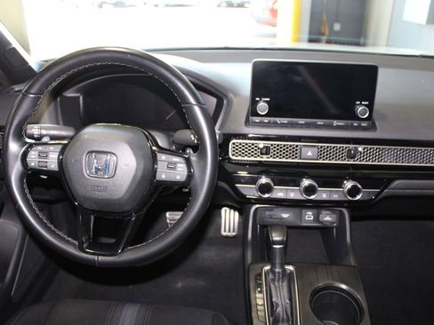 Used 2022 Honda Civic Sport image 24