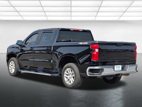 Used 2023 Chevrolet Silverado 1500 LT AWD/4WD image 14