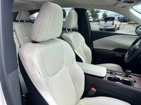 Used 2023 Lexus RX 350 Premium Plus w/ Cold Area Package FWD image 38