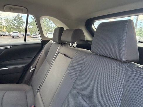 Used 2023 Toyota RAV4 LE AWD/4WD image 18
