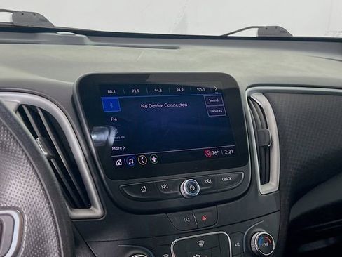 Used 2024 Chevrolet Malibu LS image 16