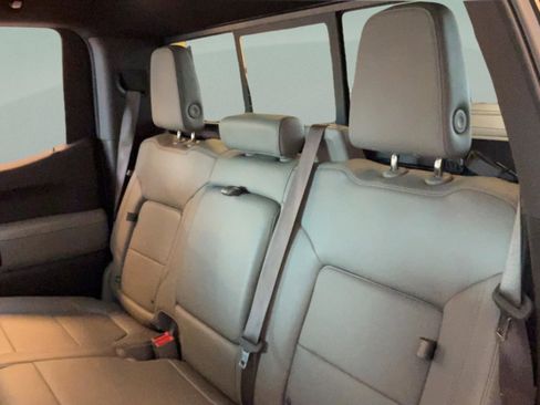 Used 2021 GMC Sierra 1500 SLT w/ SLT Convenience Package AWD/4WD image 24
