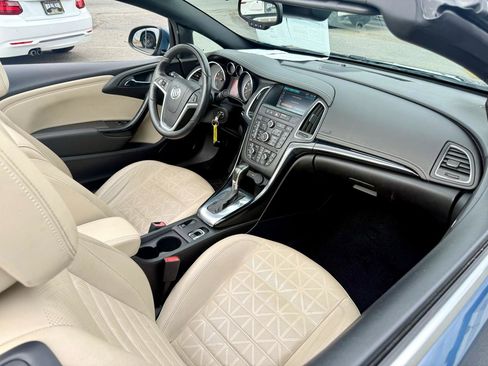 Used 2017 Buick Cascada Premium FWD image 32