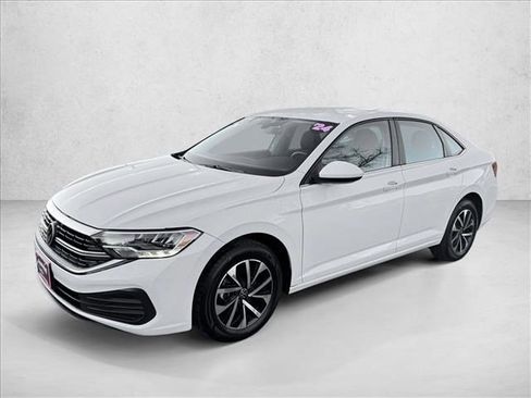 Used 2024 Volkswagen Jetta S image 1