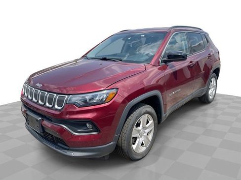 Used 2022 Jeep Compass Latitude AWD/4WD image 1