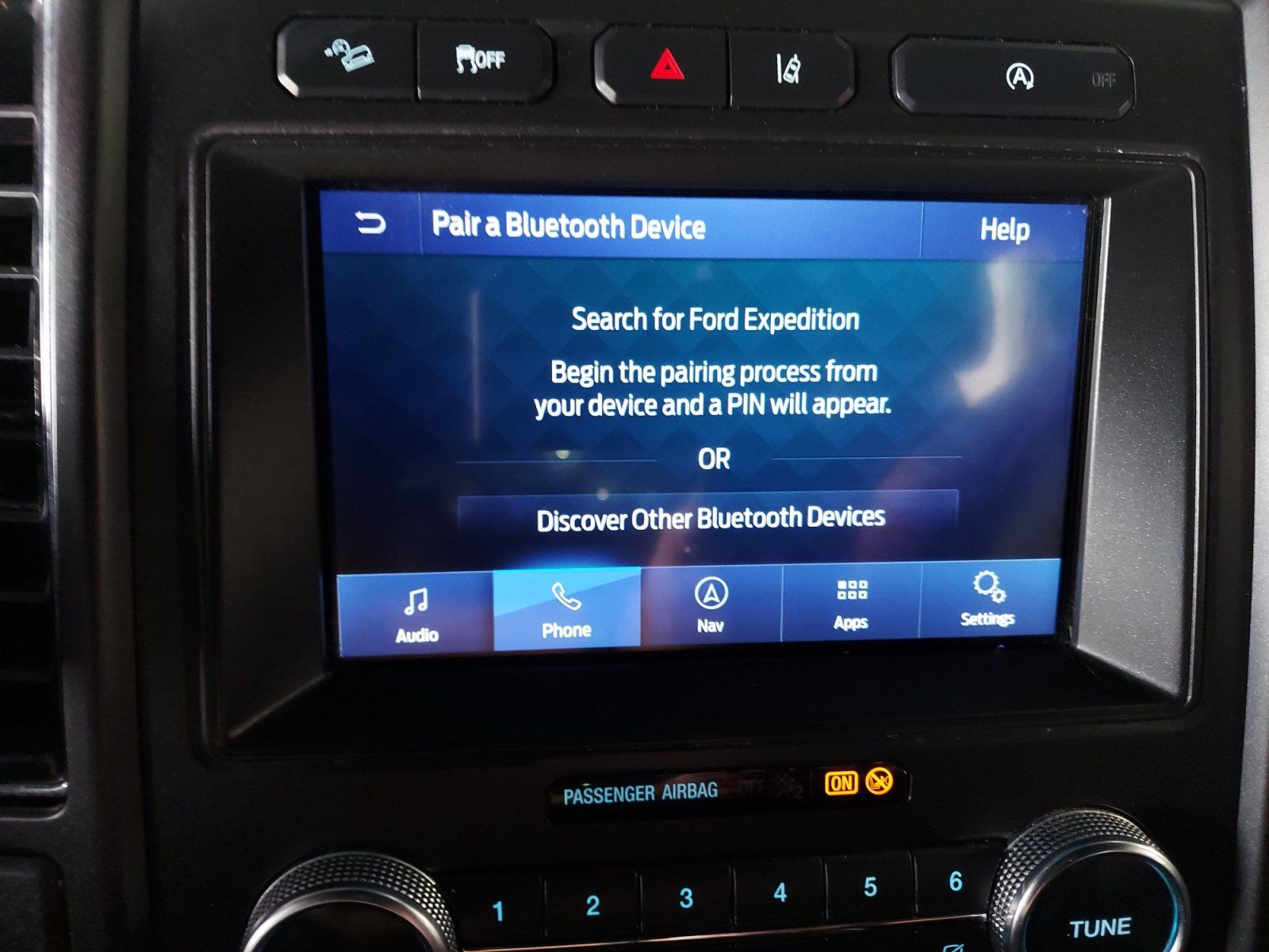 Used 2020 Ford Expedition Max Limited w/ Equipment Group 301A AWD/4WD image 16