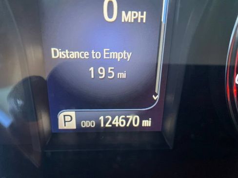 Used 2015 Toyota Camry XSE w/ Advanced Technology Package FWD image 17