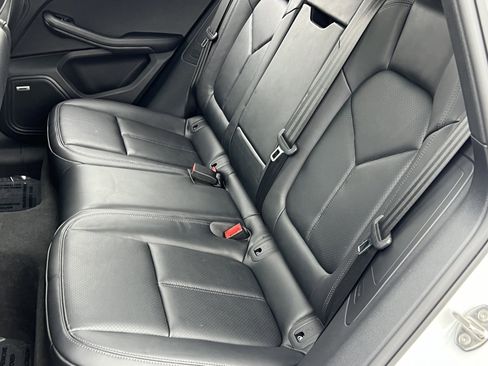 Certified 2025 Porsche Macan Turbo image 16