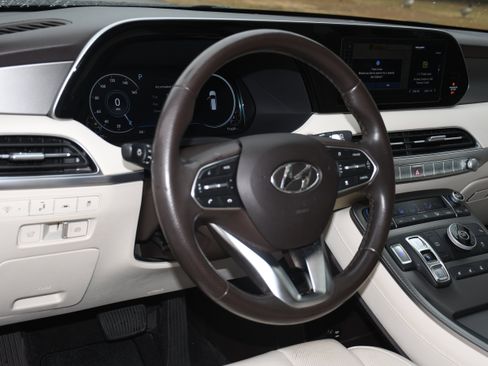 Used 2020 Hyundai Palisade Limited image 9