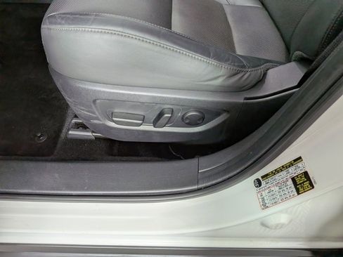 Used 2024 MAZDA CX-30 AWD 2.5 S w/ Premium Package image 18