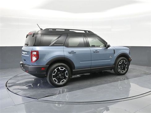 Used 2024 Ford Bronco Sport Outer Banks w/ Tech Package image 15