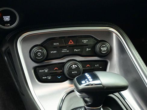 Used 2019 Dodge Challenger R/T w/ Plus Package image 22