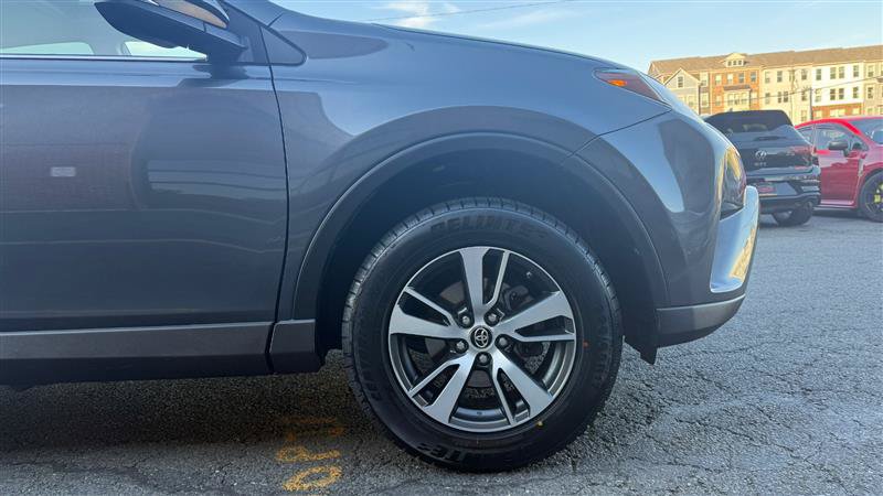 Used 2016 Toyota RAV4 XLE FWD image 7
