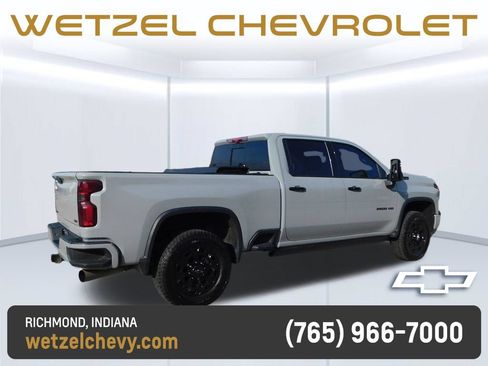 Used 2024 Chevrolet Silverado 2500 LTZ w/ LTZ Plus Package AWD/4WD image 3
