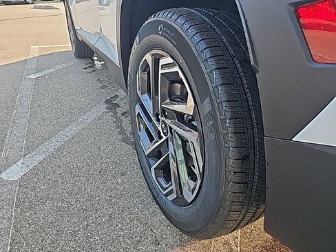 New 2026 Hyundai Tucson Limited image 45