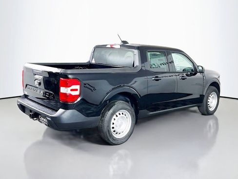 New 2025 Ford Maverick XL image 14