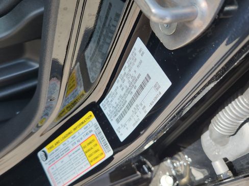 New 2025 Ford Bronco Big Bend w/ Black Diamond Package image 17