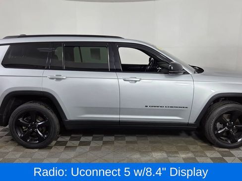 Used 2022 Jeep Grand Cherokee L Altitude image 9