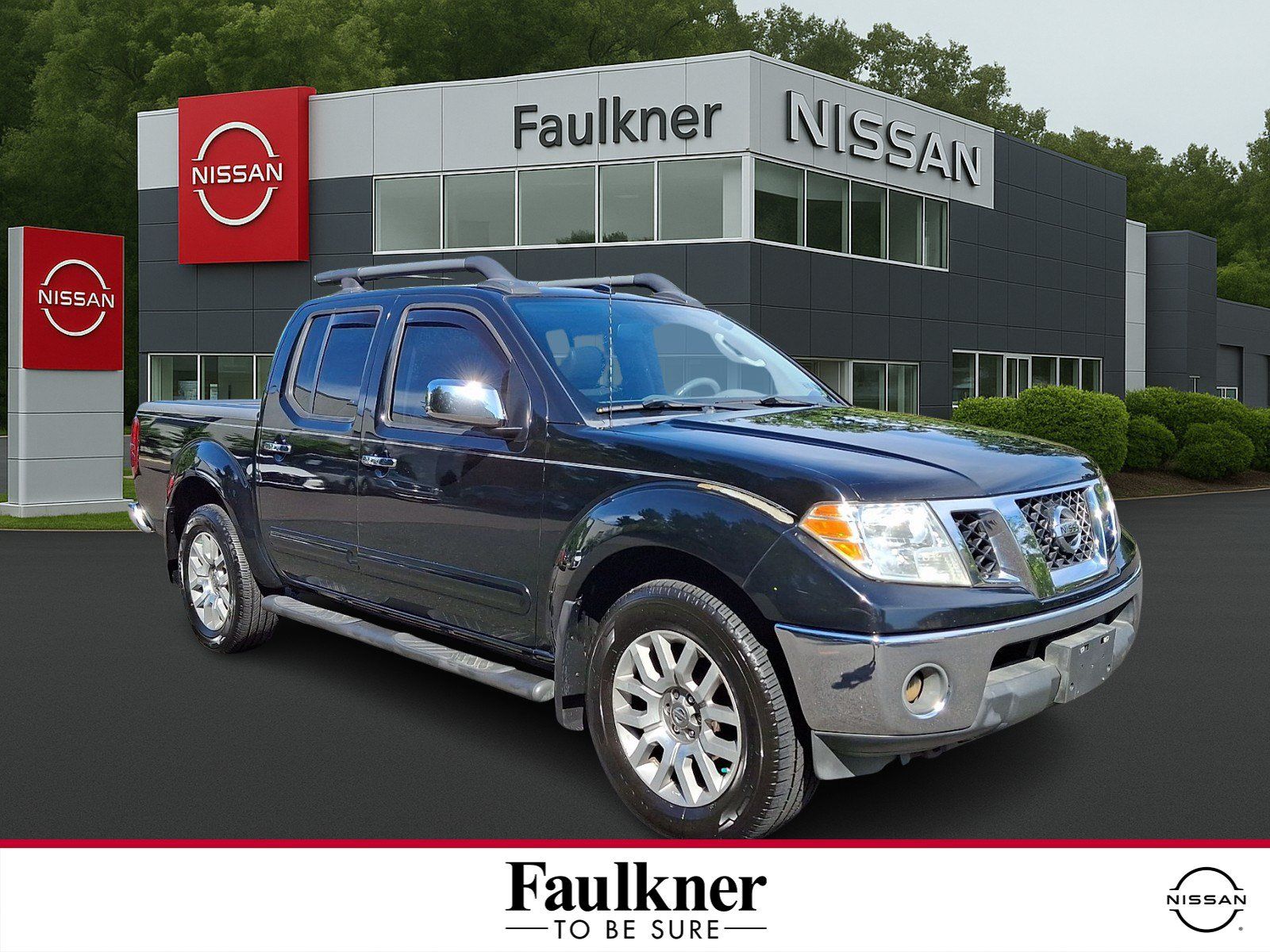 Used 2011 Nissan Frontier SL w/ Moonroof Pkg AWD/4WD image 1