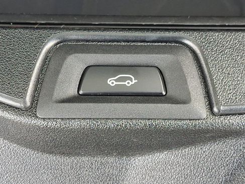 Certified 2022 BMW X5 xDrive40i w/ M Sport Package image 34