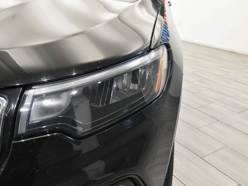 Used 2022 Jeep Compass Limited image 41