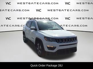 Used 2018 Jeep Compass Latitude w/ Popular Equipment Group video 2