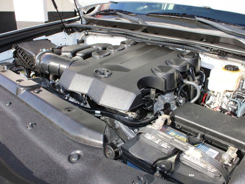 Used 2014 Toyota 4Runner SR5 Premium image 42