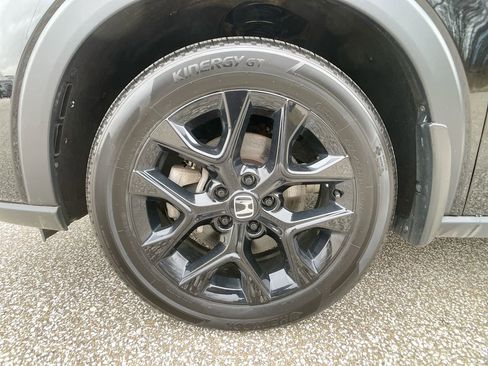 Used 2025 Honda HR-V Sport image 11