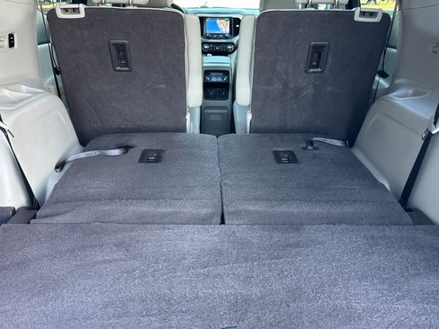 Used 2017 GMC Acadia Denali w/ Technology Package image 19