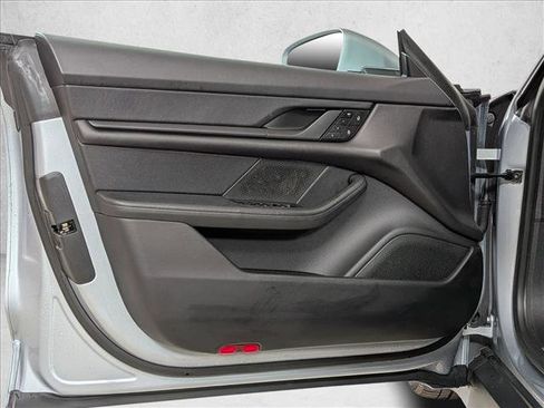 Certified 2023 Porsche Taycan 4S image 13