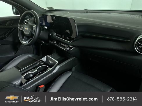 Certified 2025 Chevrolet Traverse LT image 29