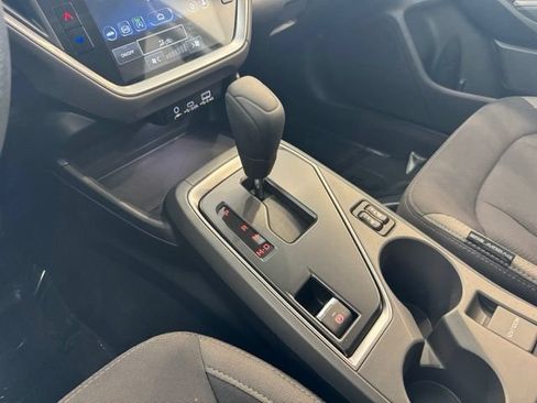 Used 2025 Subaru Crosstrek 2.5i Premium AWD/4WD image 13