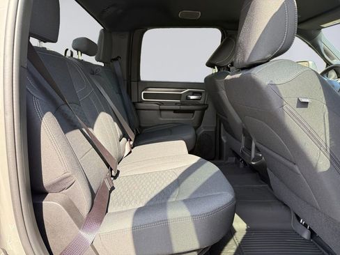 New 2026 RAM 3500 Big Horn AWD/4WD image 19