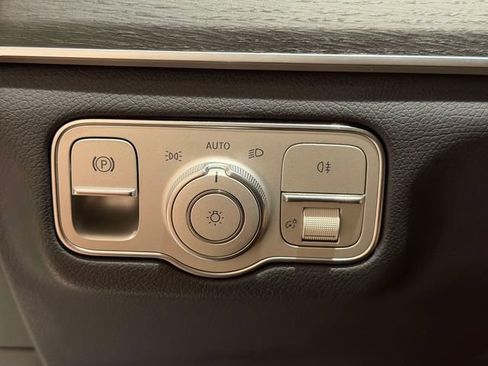 Certified 2026 Mercedes-Benz GLE 350 4MATIC image 21