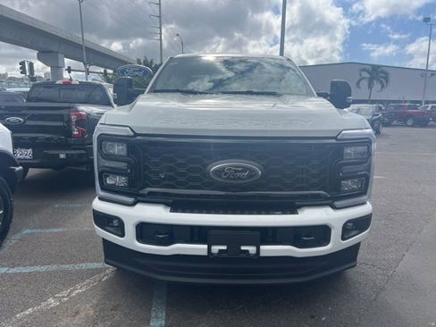 New 2026 Ford F350 Lariat w/ Black Appearance Package AWD/4WD image 2