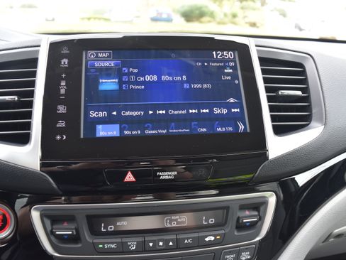 Certified 2018 Honda Ridgeline RTL-E image 19