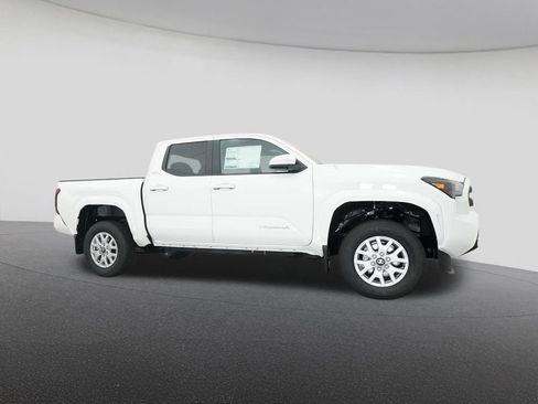 New 2026 Toyota Tacoma SR5 image 28