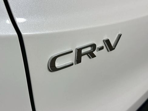 Used 2023 Honda CR-V LX image 7