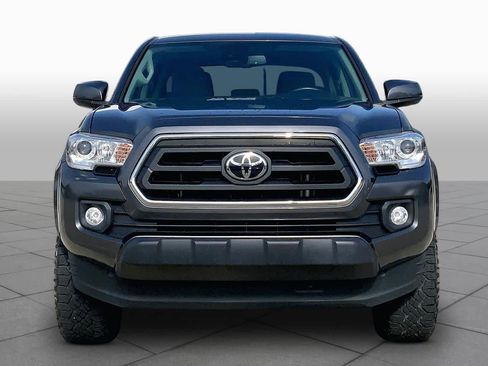 Used 2023 Toyota Tacoma SR5 AWD/4WD image 4