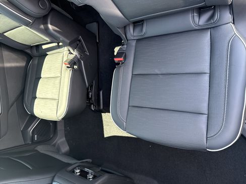 New 2026 Buick Enclave Sport Touring w/ Power Package image 25