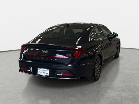 Certified 2023 Hyundai Sonata Limited w/ Cargo Package image 5